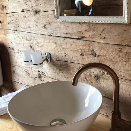 Alphütte Burst * Alt St. Johann